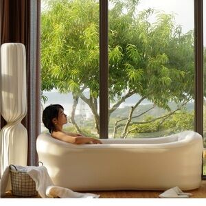 Elegant Cream Inflatable Bathtub